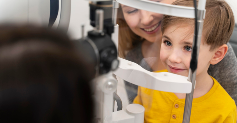 Advance Vision e TUCCA se reúnem em prol de tecnologia que ajuda a detectar o retinoblastoma