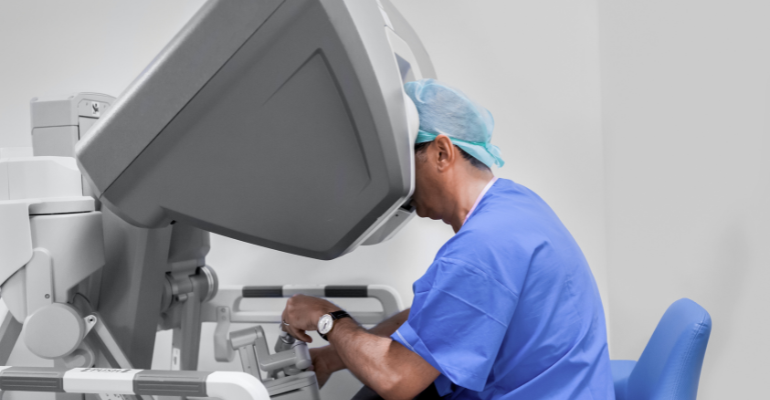 ANVISA e ABRAIDI promovem workshop sobre cirurgia robótica e inteligência artificial