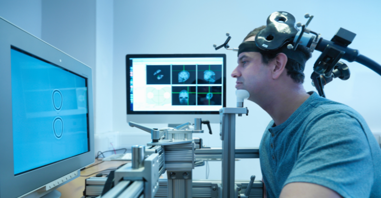 Einstein introduz estimulação magnética transcraniana em centro de reabilitação