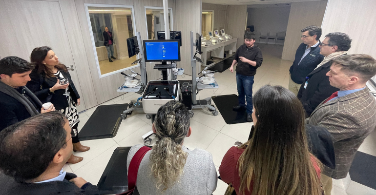 Encontro na AMRIGS realça avanços tecnológicos de sete hospitais de Porto Alegre