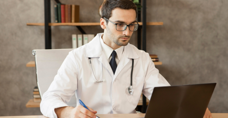 Santa Casa de São Paulo lança plataforma com mais de 25 cursos gratuitos de atualização médica