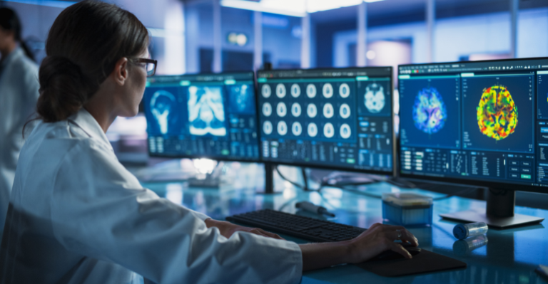 Área da saúde avança na digitalização, mas falta capacitação em informática, revela pesquisa.png