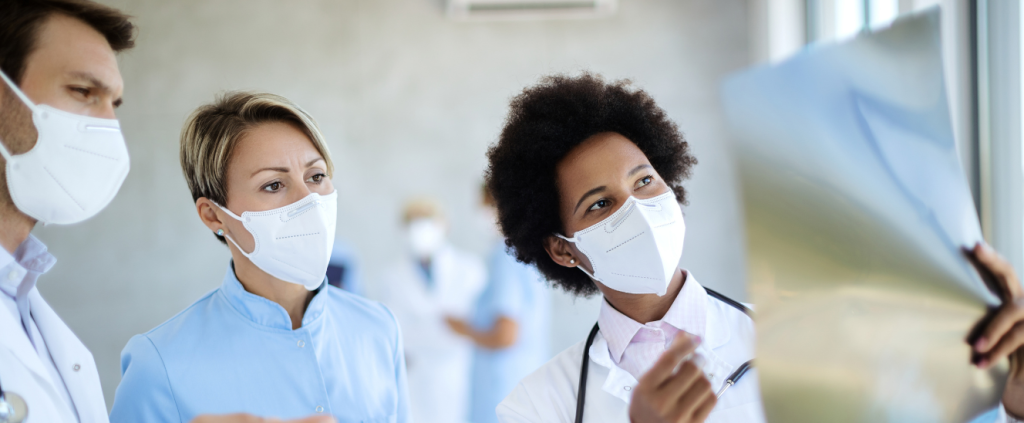 Empregos na saúde crescem 1,5% e somam 5,1 milhões de vínculos no Brasil