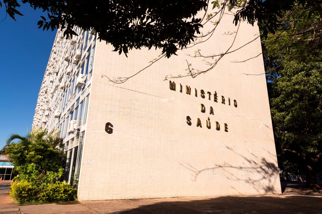 Mudança no Ministério da Saúde: o que vem a seguir? 