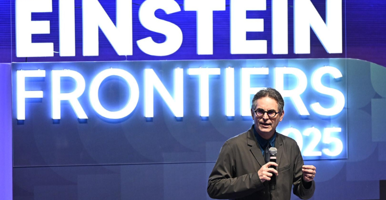 Frontiers evidencia IA e colaboração global para o futuro da saúde 