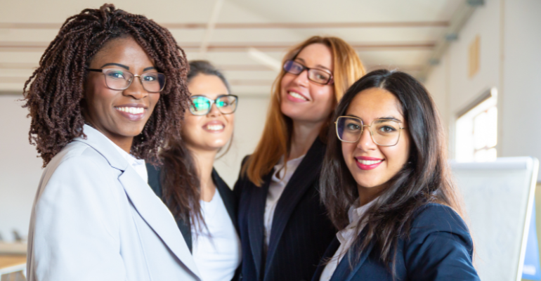 Mulheres são maioria na saúde, mas apenas 30% na liderança