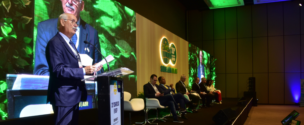 Congresso Fehosp 2025 discute inteligência e inovação na gestão hospitalar