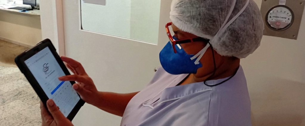 Hospital desenvolve app que agiliza registro de evolução de pacientes à beira-leito