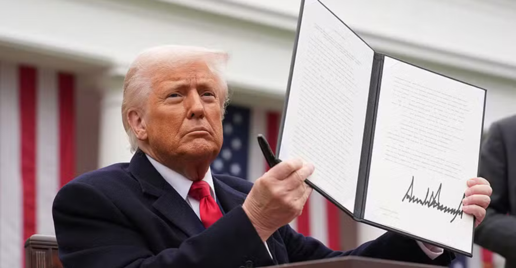 Tarifaço de Trump desafia indústria brasileira de dispositivos médicos