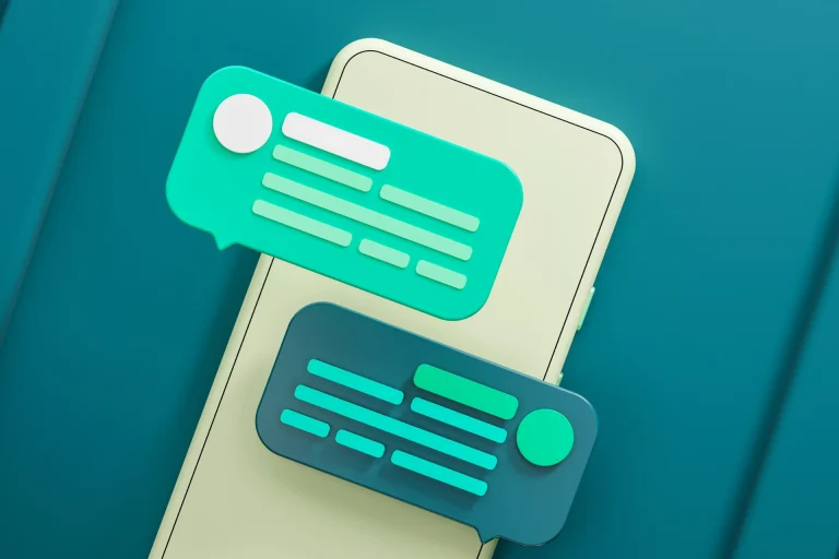 Imagem de um smartphone com balões de conversa ao redor, representando comunicação digital e mensagens em dispositivos móveis. A imagem reflete os chatbots na saúde.