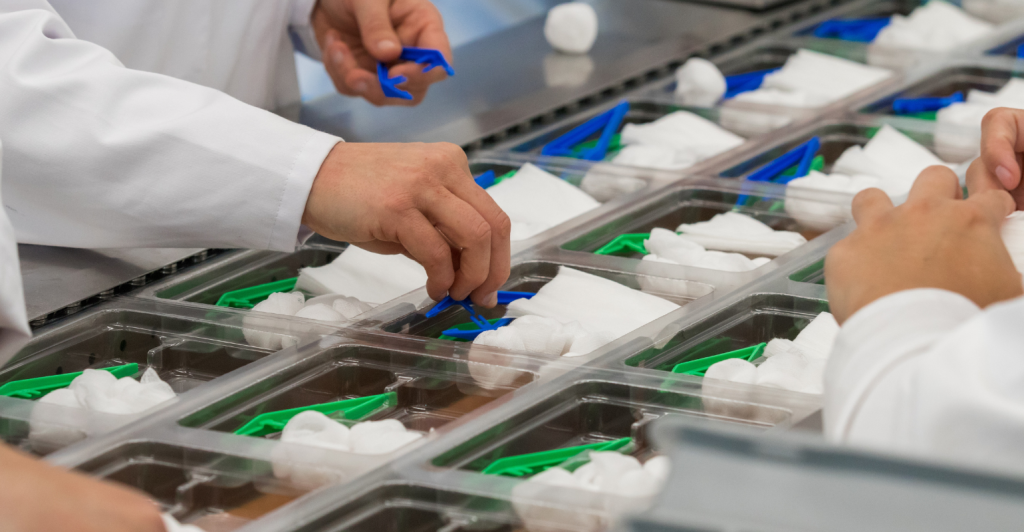 Indústria de dispositivos médicos gera quase 6 mil empregos em 2024