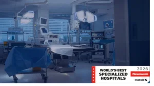 Imagem de uma sala de cirurgia moderna e equipada com tecnologia avançada em um hospital especializado, destacando o ambiente de alta qualidade para procedimentos médicos.