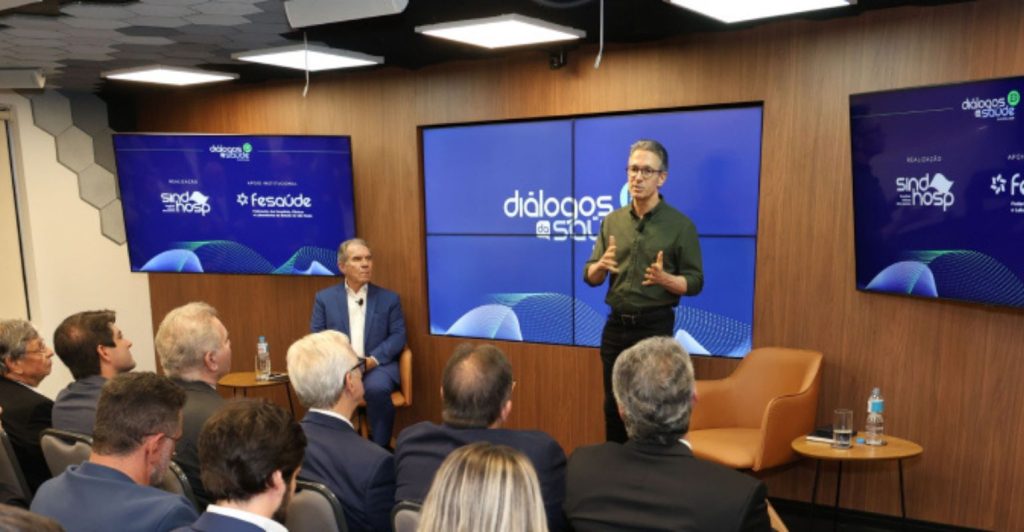 Romeu Zema defende prevenção e eficiência como pilares da gestão da saúde; veja detalhes